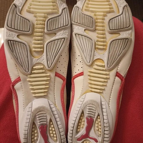Puma women's athletic ballet flats like new, size 39, white pink