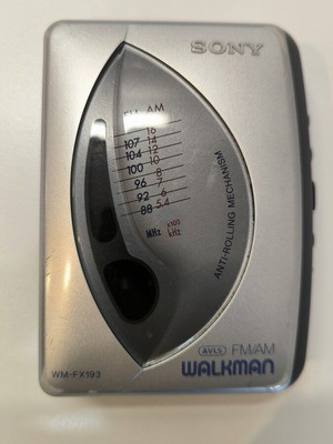 Sony Walkman WM-FX193 portable cassette player used, FM/AM radio