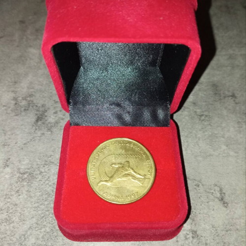 100 Drachma Coins like new, commemorating 1997 and 1999 World Championships