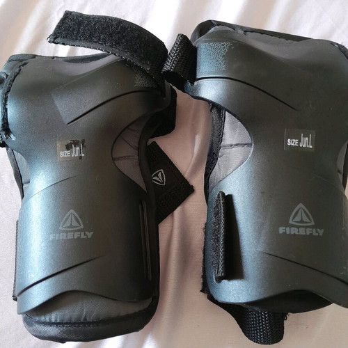 Protective gear for rollers like new