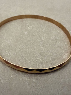 Gold bracelet 14 carat used, 7 grams, unique design
