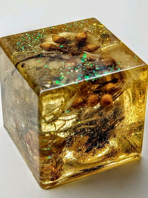 Table decor new with flowers in epoxy resin
