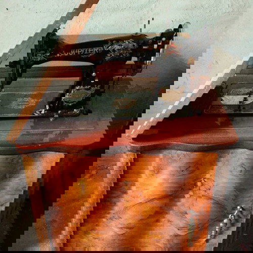 Ραπτομηχανές Mercedes και Jupiter μεταχειρισμένες, σετ 2