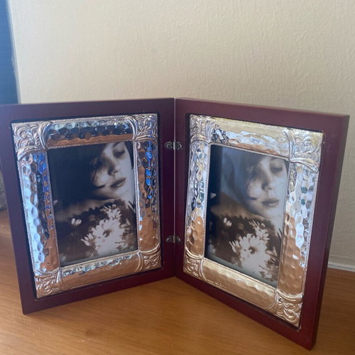 Double photo frame like new with wooden exterior