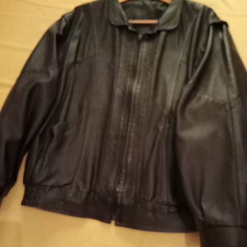 Leather jacket like new, size medium, length 70 cm