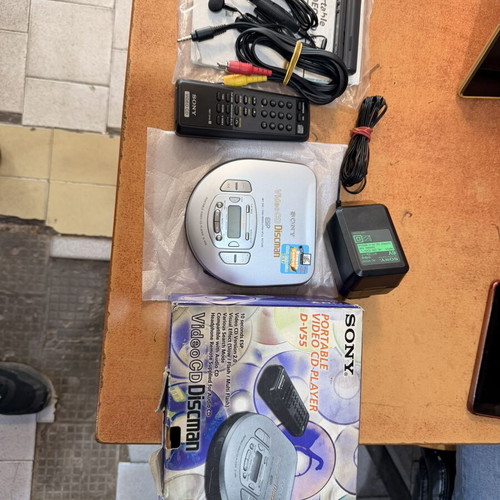Sony Video CD Discman D-V55 collector's set like new