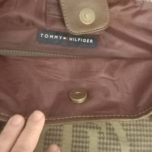 Tommy Hilfiger shoulder bag brown like new