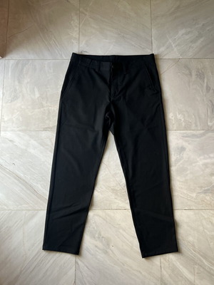 Zara black chino pants size 31W EUR40