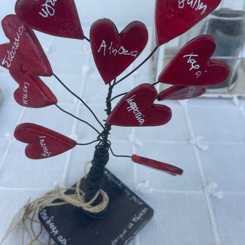 Decorative item new made of wood and wire 20 cm height