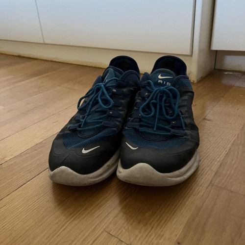 Nike athletic shoes used, size 44, blue