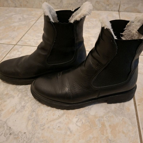 Tamaris ankle boots size 37 used, black and white