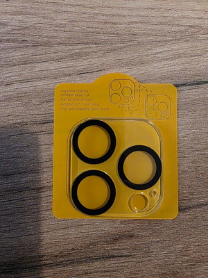 Camera protector for iPhone 14 Pro like new, transparent single piece