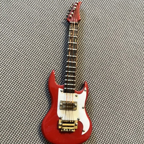 Decorative guitar miniature