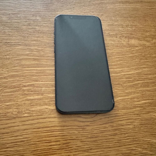 iPhone 13 like new, blue, 128GB, 12-15.9 MP camera