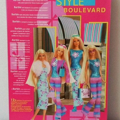 Barbie Style Boulevard Mattel 2001 new sealed NRFB