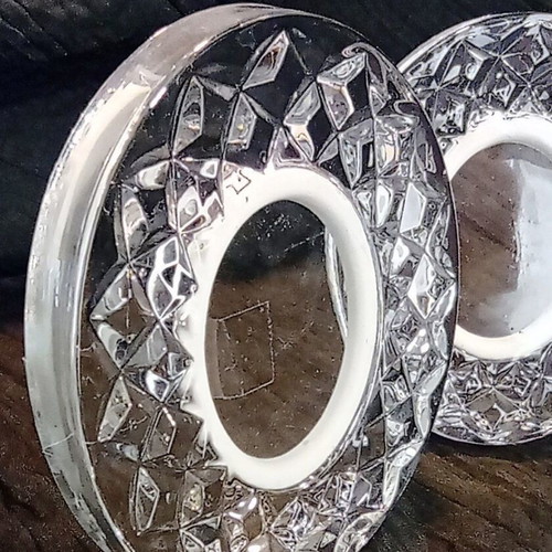 Vintage oval glass photo frames set of 2 with embossed design like new