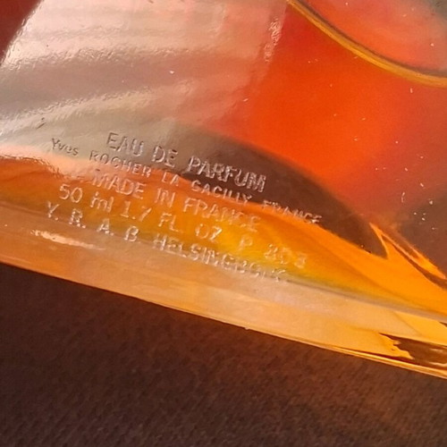 Yves Rocher Shafali Fleur Rare Eau De Perfume 1.7 fl oz like new, vintage
