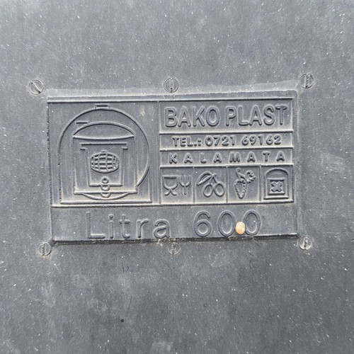 Bako Plast plastic tank 600 liters used with tap