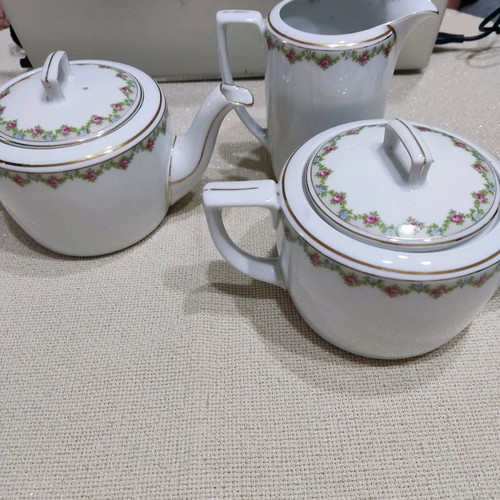 Altrohlau CMR porcelain teapots and creamer used