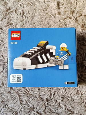 Lego Adidas Originals Superstar 40486 complete set new