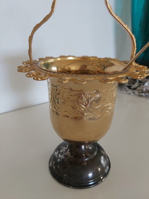 Beautiful used diskopothiro, dimensions 12x14 cm