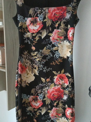 Floral midi dress BS Collection like new, black multicolor, size S