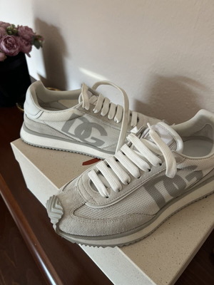 Dolce & Gabbana Cushion sneakers, white and grey, size 38