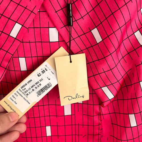 Darling L dress new pink with geometric patterns