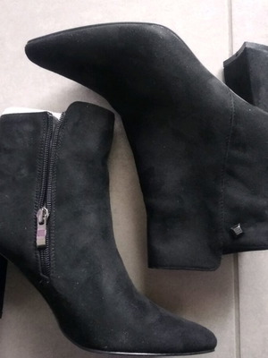 Alta Moda black ankle boots with velvet texture, like new, size 36