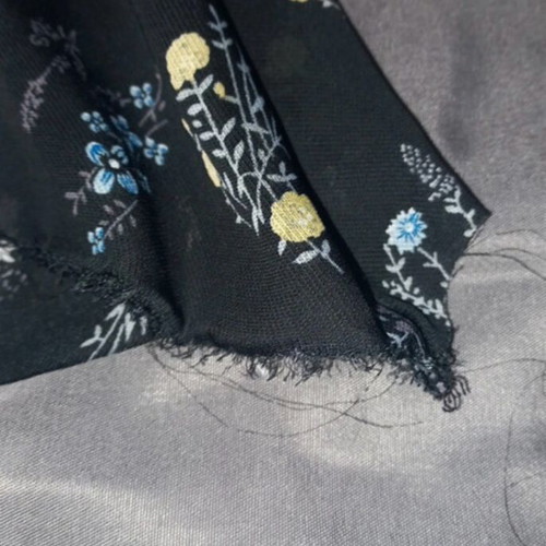 Floral blouse used with lace and back opening