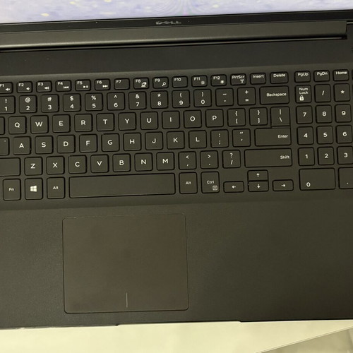 Dell Latitude 3500 φορητός υπολογιστής, i5-8265U, 16GB RAM, 256GB SSD + 500GB HDD, Windows 11, Office 2024