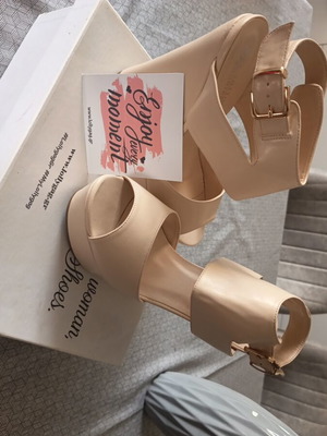 Platform sandals, beige, size 39