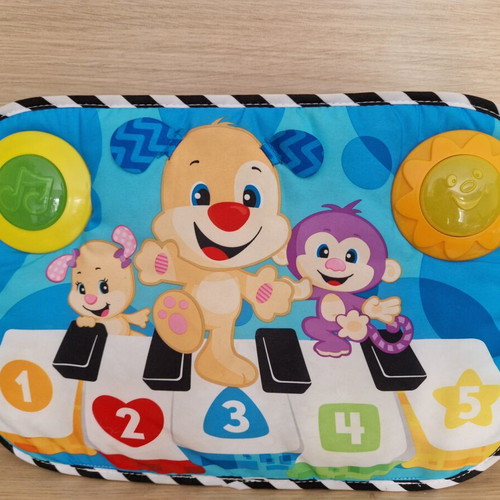 Baby toys like rattles, teethers and soft activity books, like new
