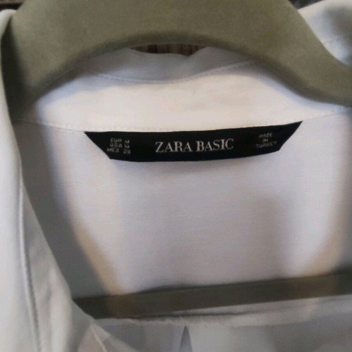 Zara white shirt medium size like new