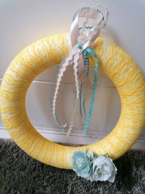 Handmade yellow May Day wreath new, 25 cm