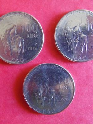 Collectible 3 Italian commemorative 100 lire coins 1979 used