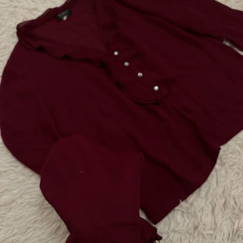 Burgundy blouse like new with stylish sleeve design