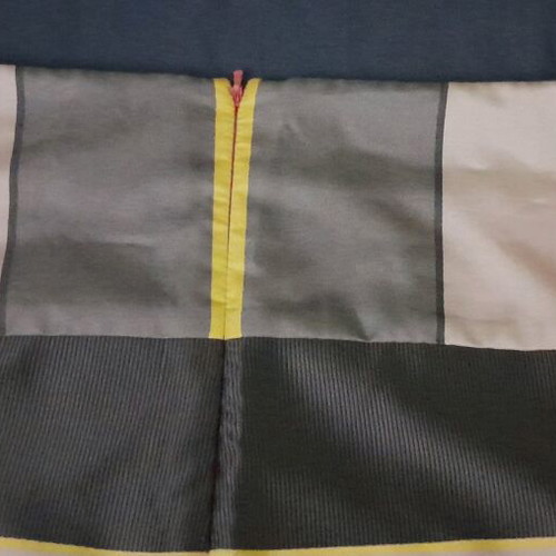 Skirt new, high quality, size M, knee length