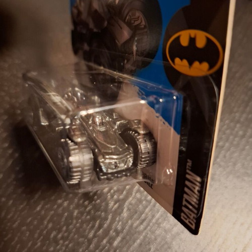 Batman Arkham Knight Batmobile Hot Wheels 2016