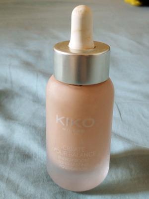 Foundation Kiko μεταχειρισμένο σε ανοιχτόχρωμη απόχρωση