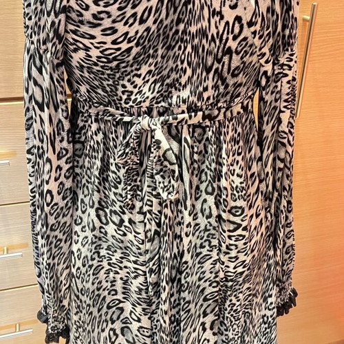Animal Print Blouse Dress like new with lace, size L