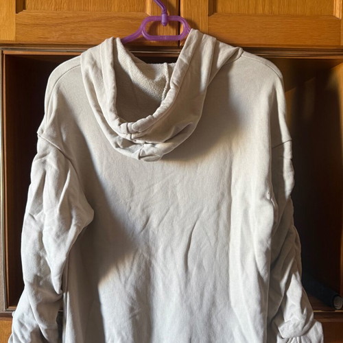 Long beige sweatshirt with unique sleeves new, size L