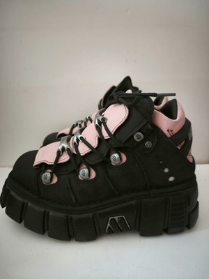 New Rock Nubuck sneakers size 41 black and pink new