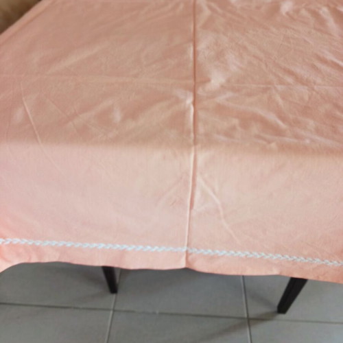 Set of 2 orange tablecloths like new, large size 215x187 cm