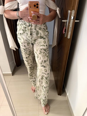 Zara cotton pants Small green like new