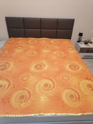 Luxury bedspread 160/200 like new