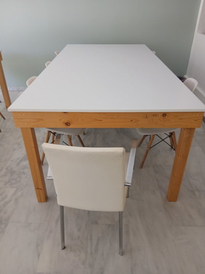 Table for 8-10 people like new, white surface, pine base