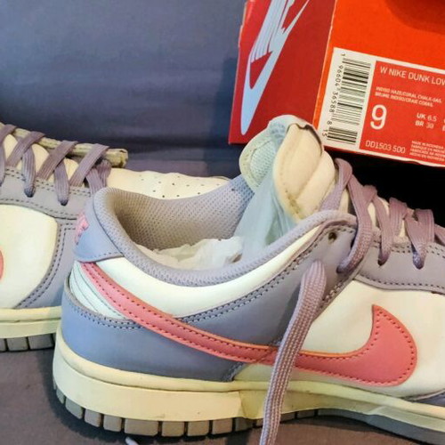 Nike W Dunk Low Indigo Haze/Coral Chalk-Sail used, size 40.5