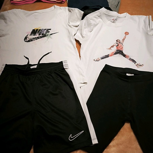 Clothing pack for 10-year-old girl like new, sets Nike, Jordan, Benetton, Adidas, Evita
