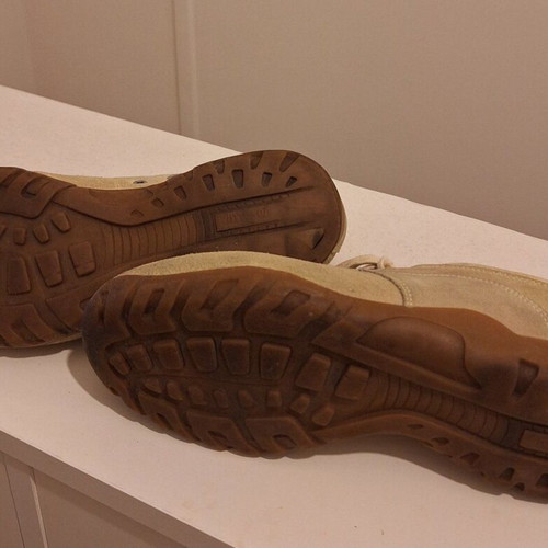Marlboro Classics men's athletic shoes used, beige, size 41